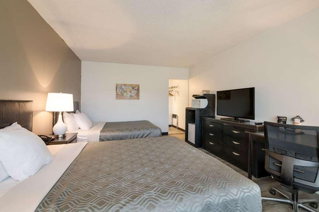 Econo Lodge Auburn Room photo